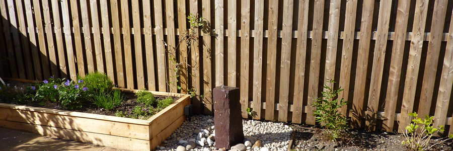 vertical wooden Fence